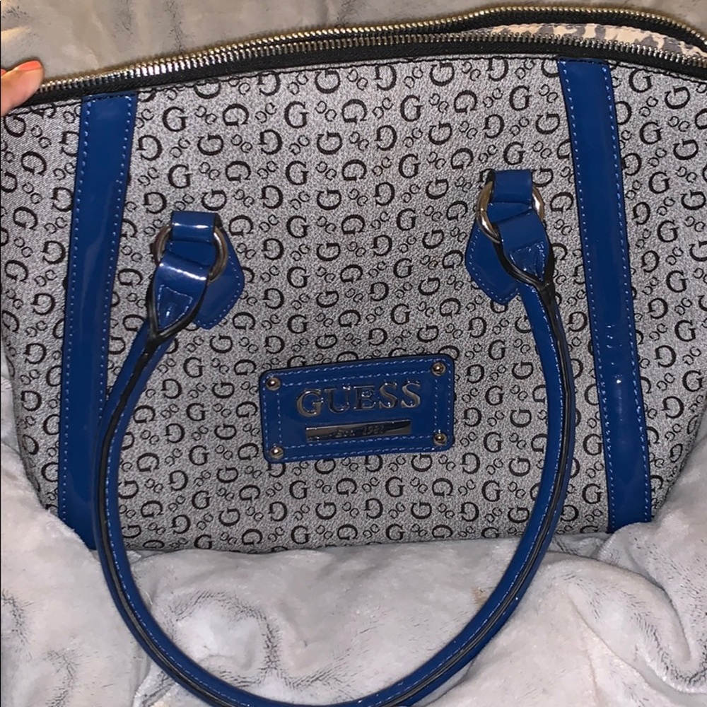 Guess purse